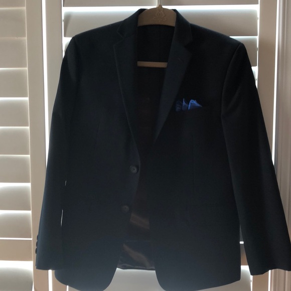 MARC NES YORK 3 PIECE SUIT - Picture 2 of 7